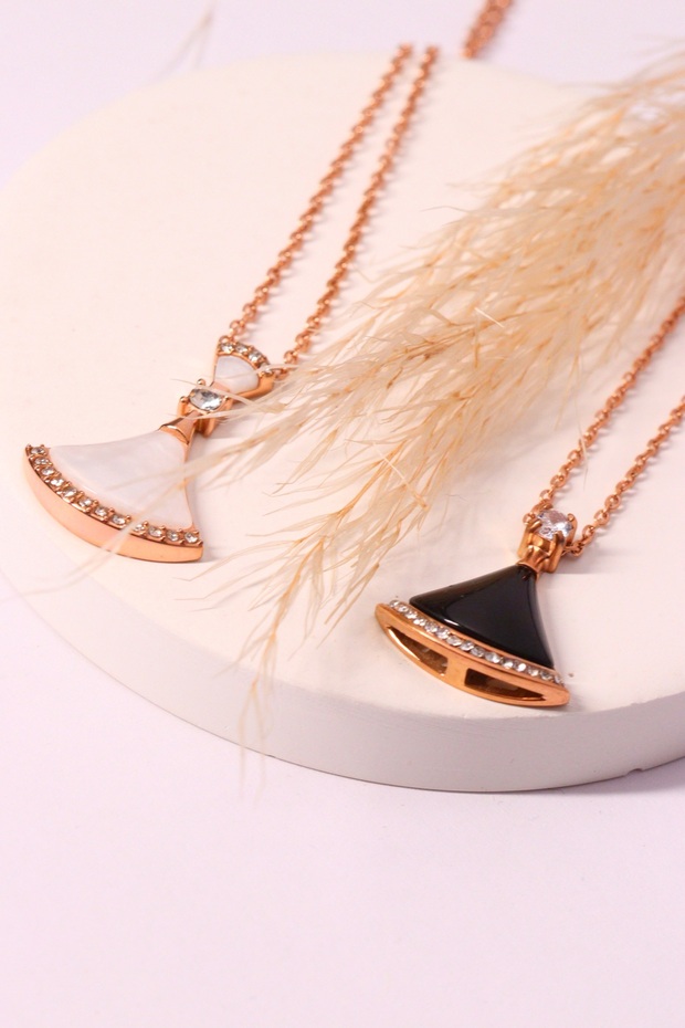 Marka Model Siyah Kolye - 3