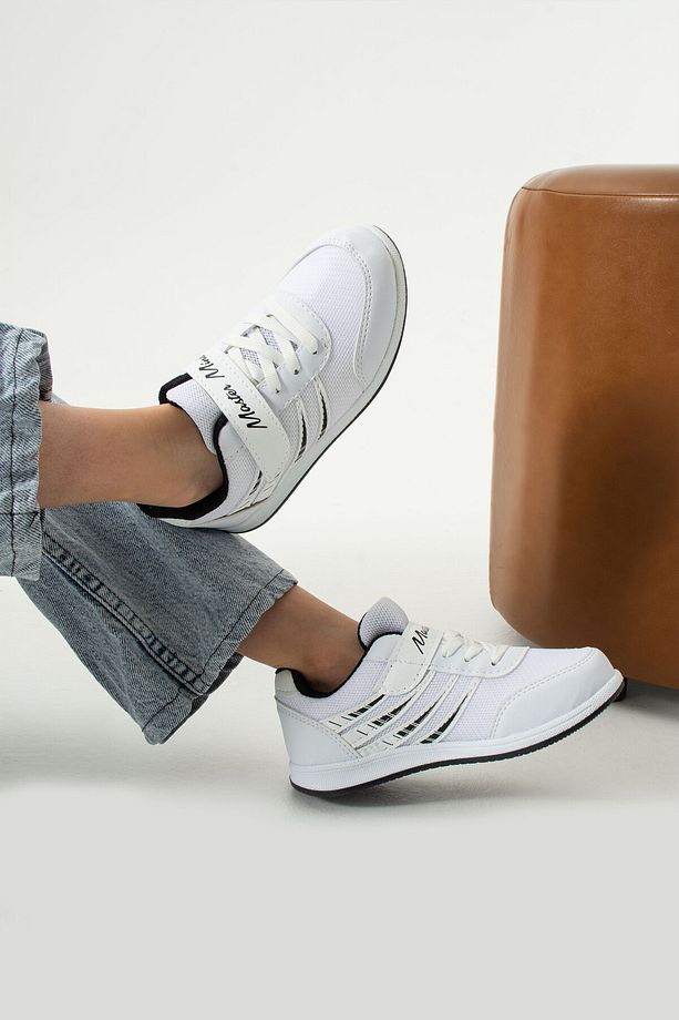 Çocuk Beyaz Siyah Bağcıklı Tek Cırtlı Esnek Hafif Nefes Alabilen Unisex Fileli Sneaker Spor Ayakkabı - 3