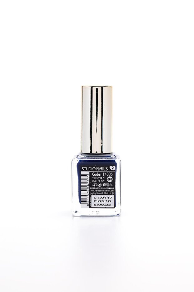 Studio Nails -081 - 5