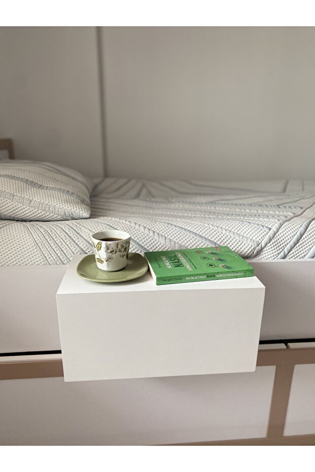 Beyaz Uçan Komodin Raf - 2