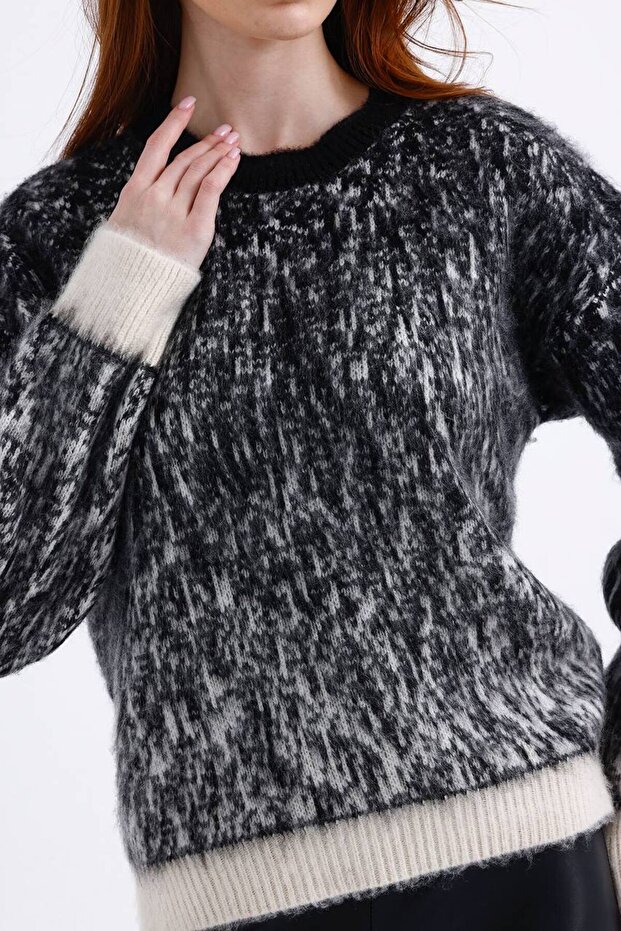 Stone Snow Patterned Soft Knitting Sweater - 1