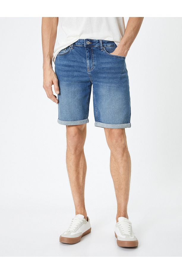 Kot Şort Slim Fit Düğmeli Cepli Katlı Paça Detaylı - 3