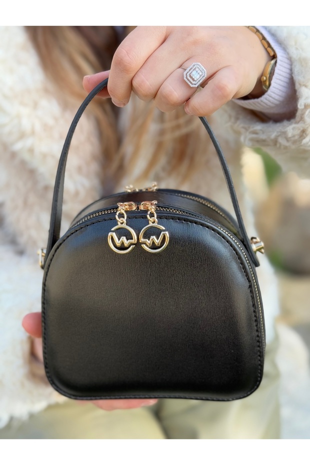 Siyah Bölmeli Ayarlanabilir Askılı Sade Ve Şık Kutu Model Kadın Çapraz Omuz Ve El Çantası - 6