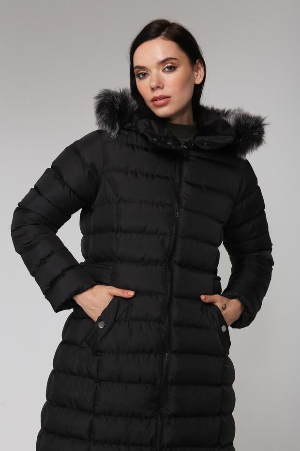 Detachable Hooded Puffer Coat with Plush Detail on the Collar Black 5523 - 1