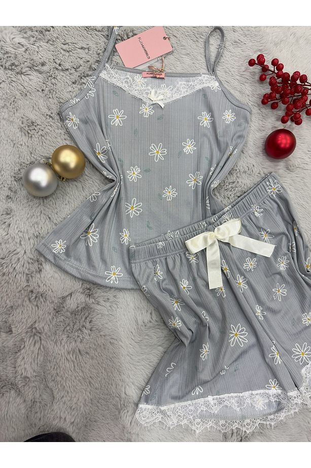 Yazlık Yumuşak Kumaşlı Ip Askılı Şortlu Pijama Takımı - 2