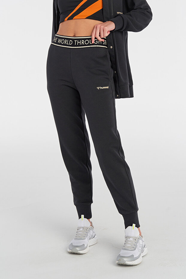 BECCI EŞOFMAN ALTI - 1