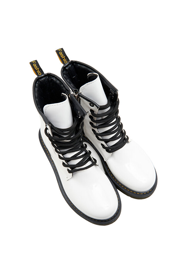 Martiney Kadın Bot - 2