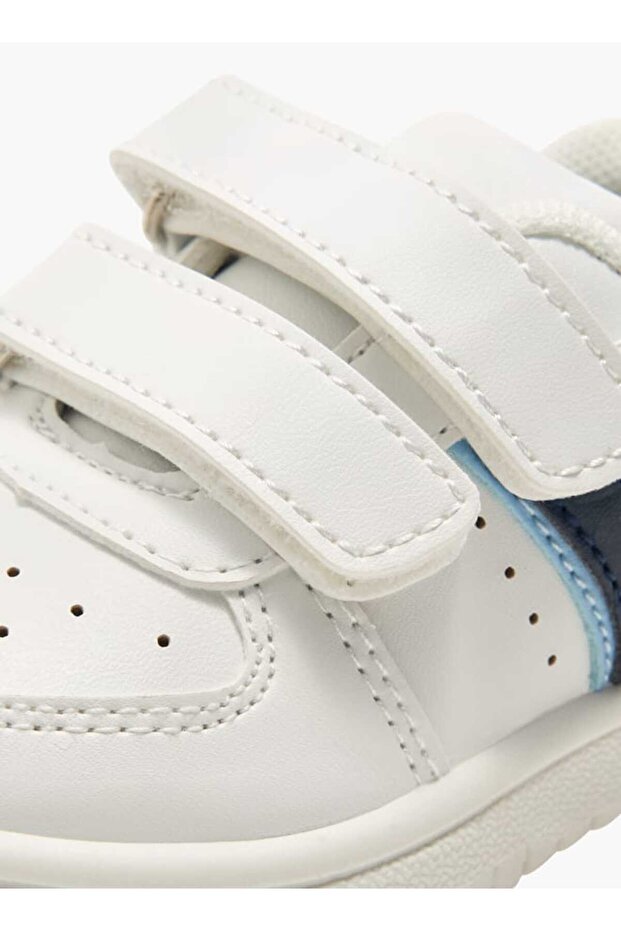 Lbl By Shoexpress Panelled Sneakers with Hook and Loop Closure - 4