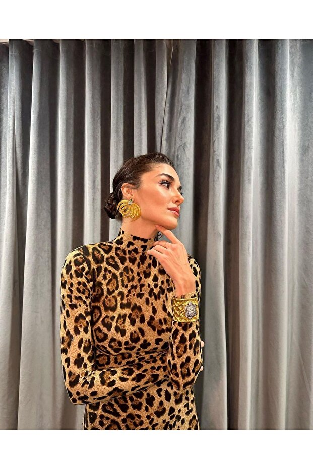 Hande Erçel Leopar Desen Balıkçı Yaka Maxi Elbise - 4