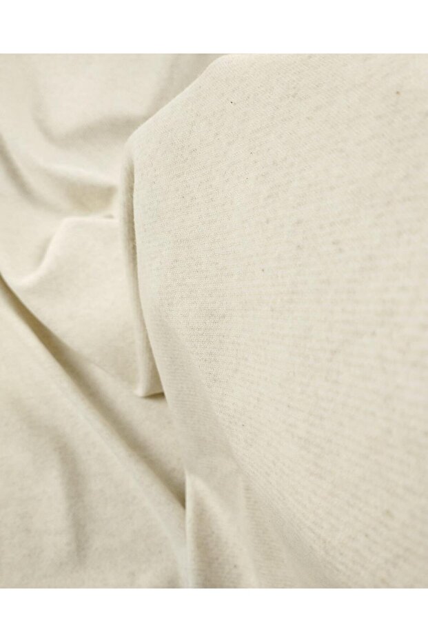 Kırçıllı Bej Renkte Jakarlı Örme En: 140 - 1