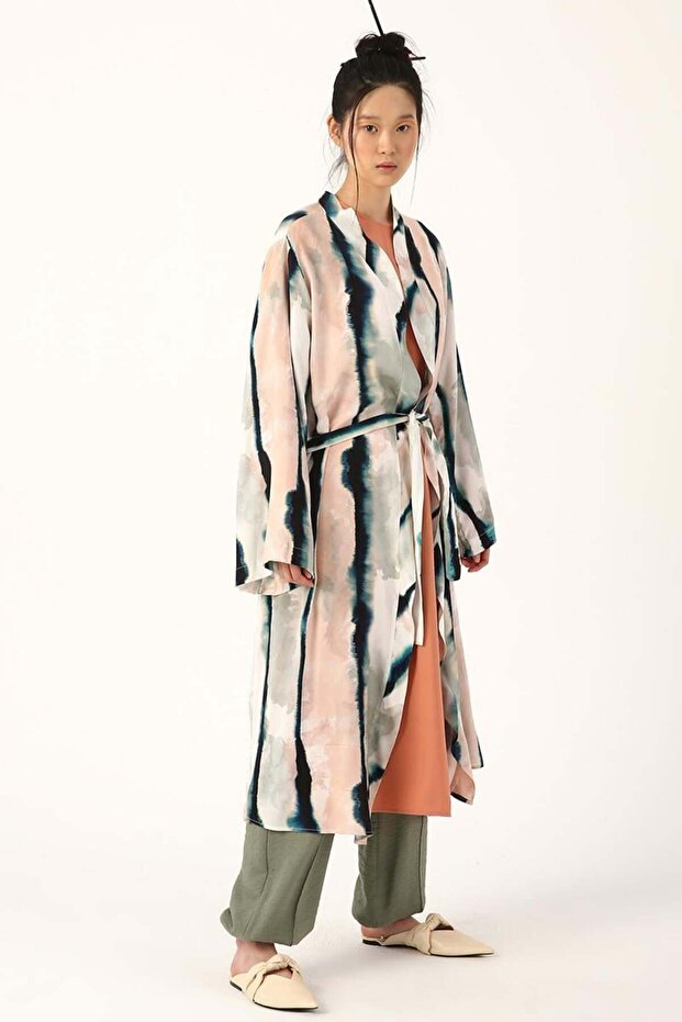 Ecru-Navy-Patterned Kimono - 3