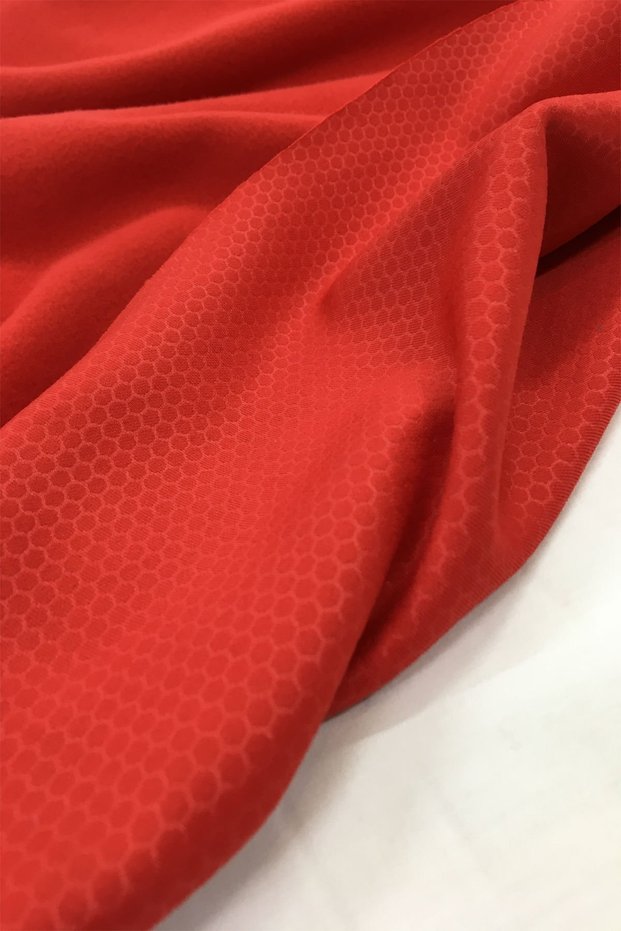 Flexible Combed Cotton Fabric with Inner Ribbon and Honeycomb Texture, Red