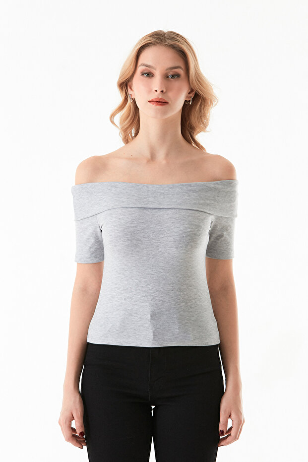 Basic Madonna Collar Blouse - 8