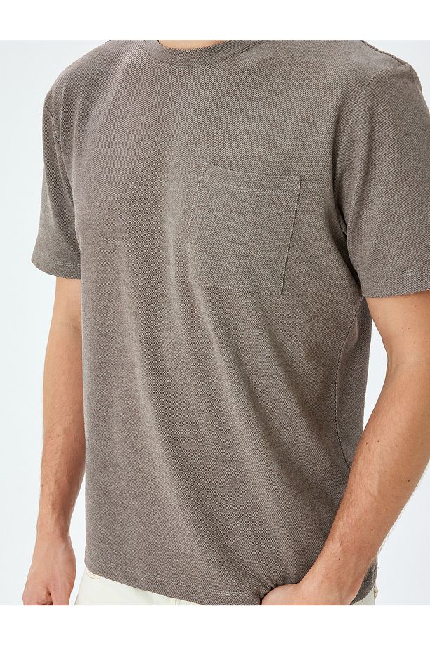 Cep Detaylı Bisiklet Yaka Regular Fit Pamuk Karışımlı Kısa Kollu Basic Tişört - 5