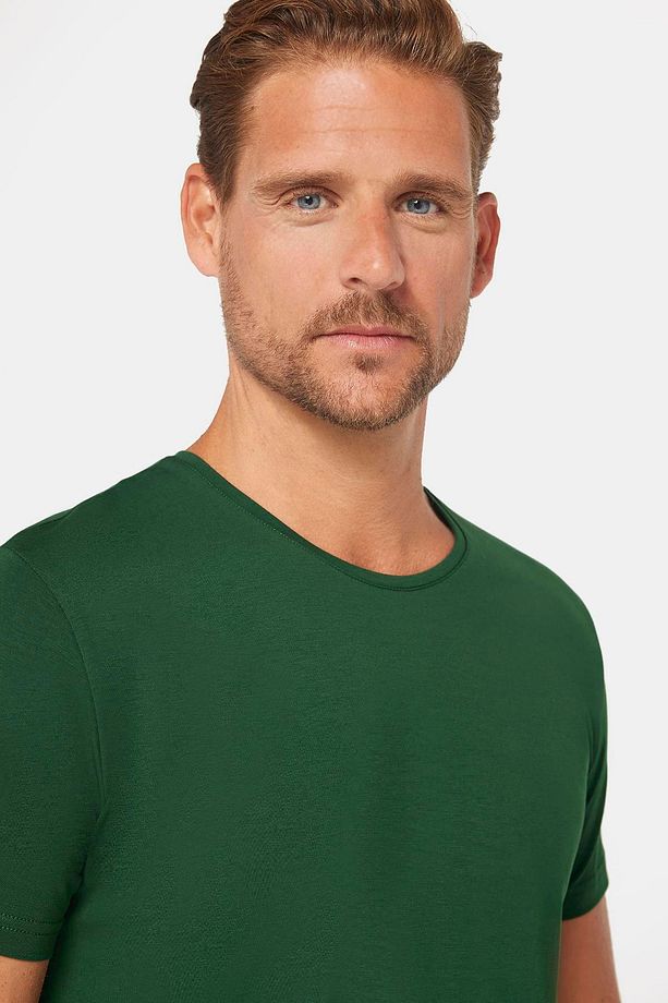 Erkek Slim Fit Dar Kesim Pamuklu Yumuşak Doku Likralı Esnek Kumaş Basic Yeşil Bisiklet Yaka Tişört - 3