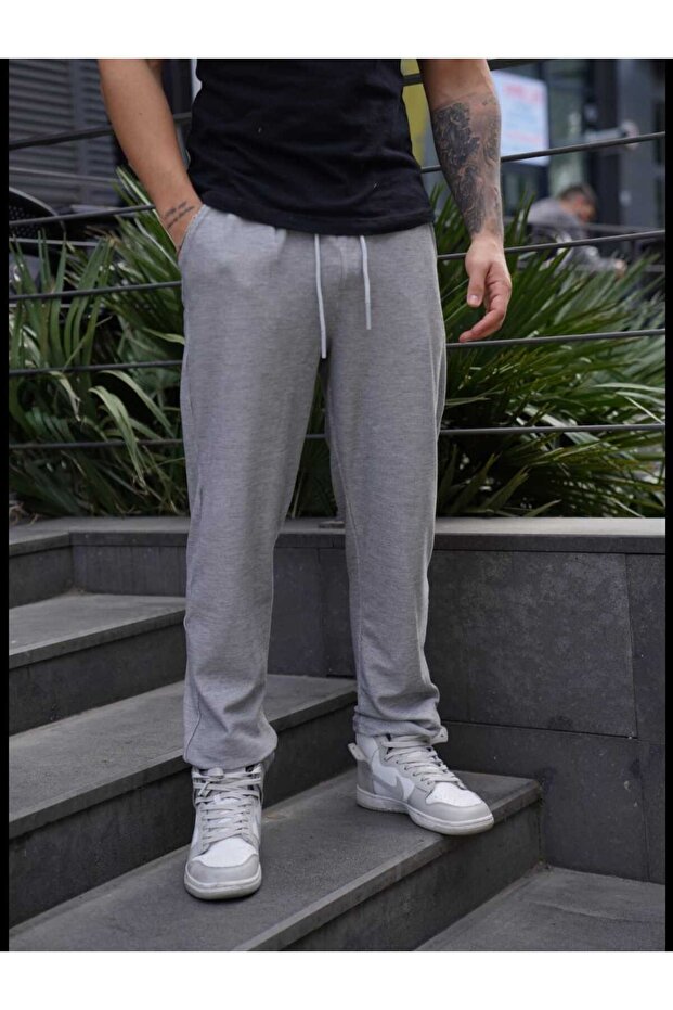 Straight Leg High Waist Relaxed Fit Sweatpants
