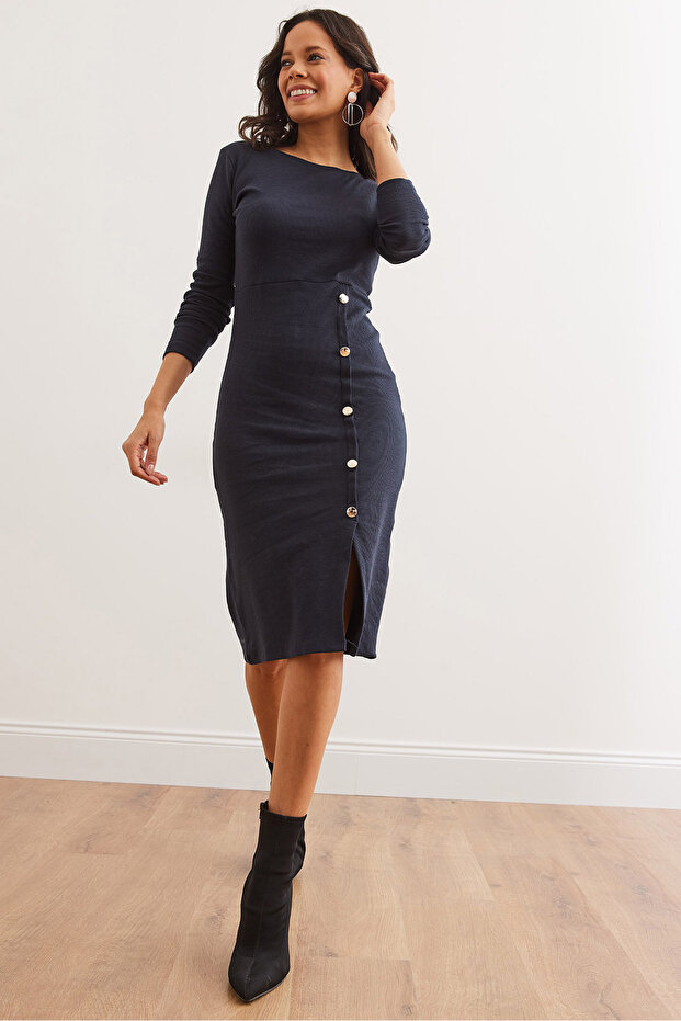 Női sötétkék gombos részletezett hasított midi rugalmas ruha ELB- 19002256 - 2