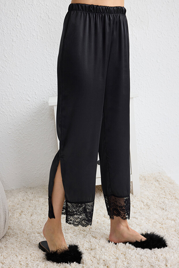 Siyah Dantel ve Yırtmaç Detaylı Saten Dokuma Pijama Takımı THMSS25PT00114 - 4
