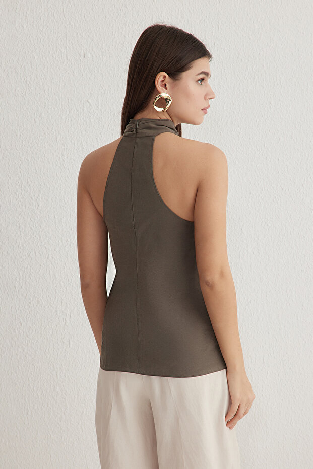Haki Modal Halter Yaka Boyundan Düğümlü Dokuma Bluz TWOSS25BZ00247 - 5