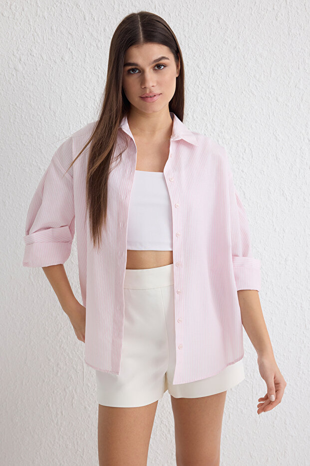 Açık Pembe Basic Çizgili Oversize Geniş Kalıp Dokuma Gömlek TWOSS23GO00144 - 1