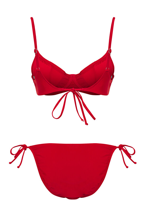 Kırmızı Bağlama Detaylı Balkonette Normal Bel Regular Basic Bikini Takımı TBESS25BT00043 - 6
