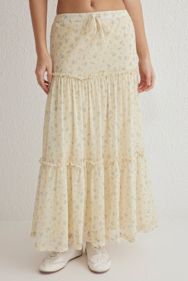Açık Sarı Tül Çiçek baskılı Maxi Büzgü/Drape Detaylı Esnek Örme Etek TWOSS25ET00064 - 3