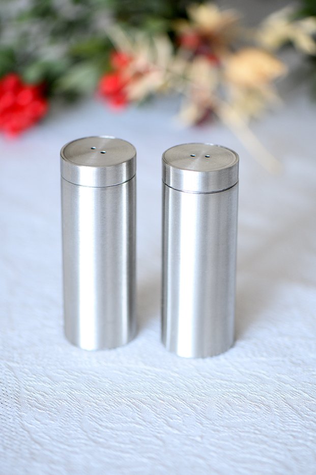 Lifetime Stainless Salt Shaker Set of 2 Spice Shaker Sugar Bowl Pepper Shaker Metal Spice Shaker Premium a Quality