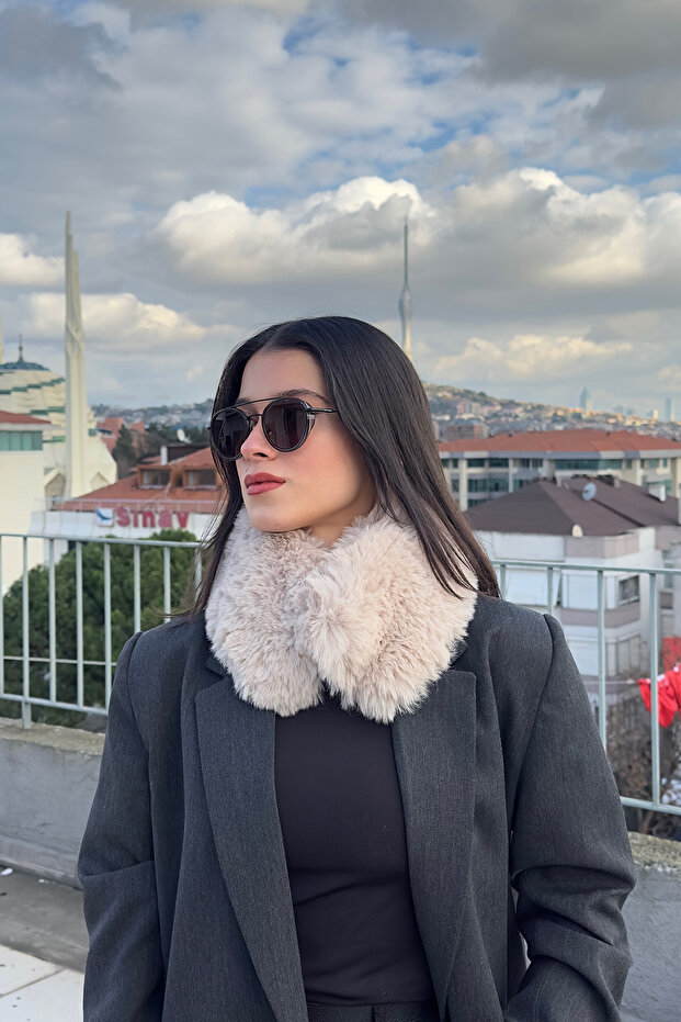 Premium Beige Plush Neck Collar - Faux Fur, Soft and Winter