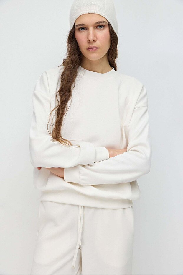 Basic-Sweatshirt - 1