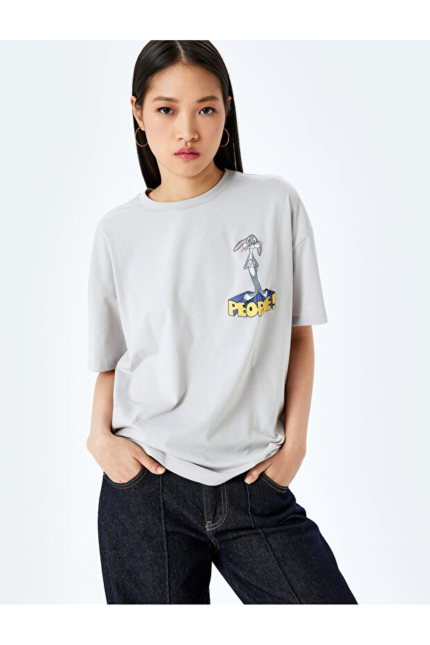 Bugs Bunny Licensed Oversize T-Shirt with Printed Back