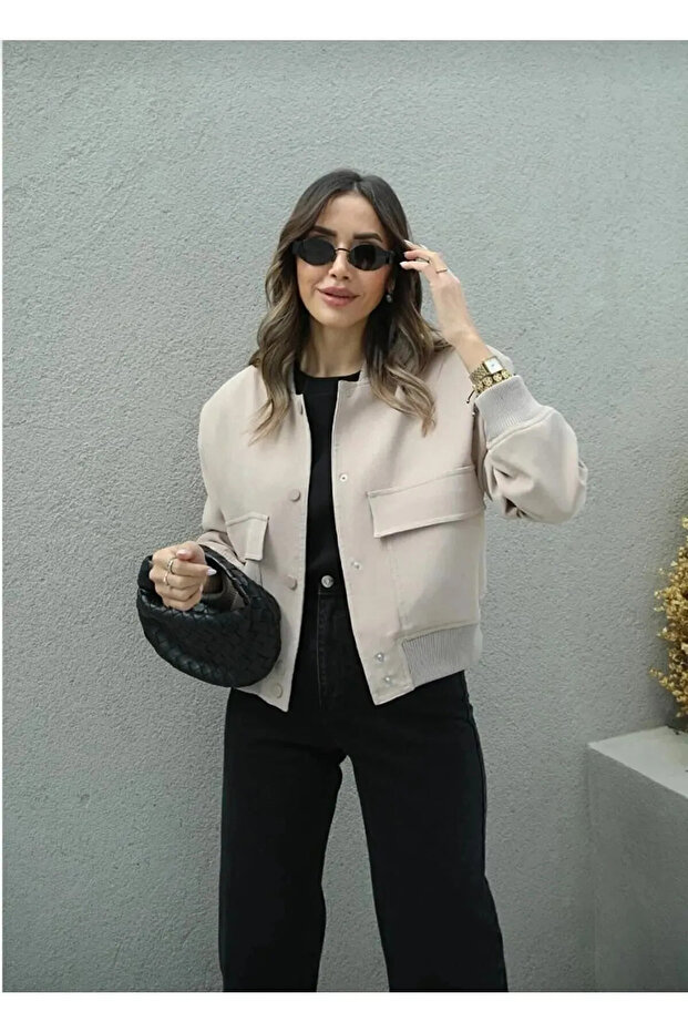 سترة نسائية متقاطعة