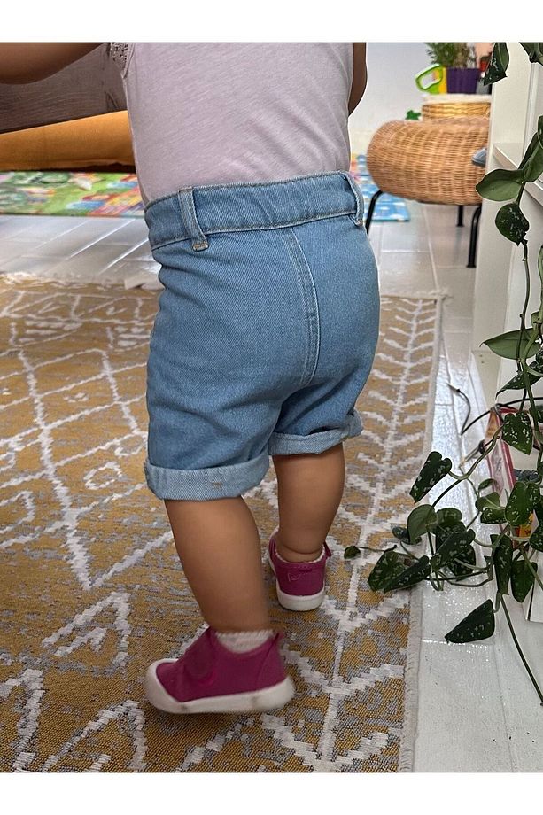 Beli Ayarlanabilir Lastikli Denim Kumaş Çocuk Şort - 4