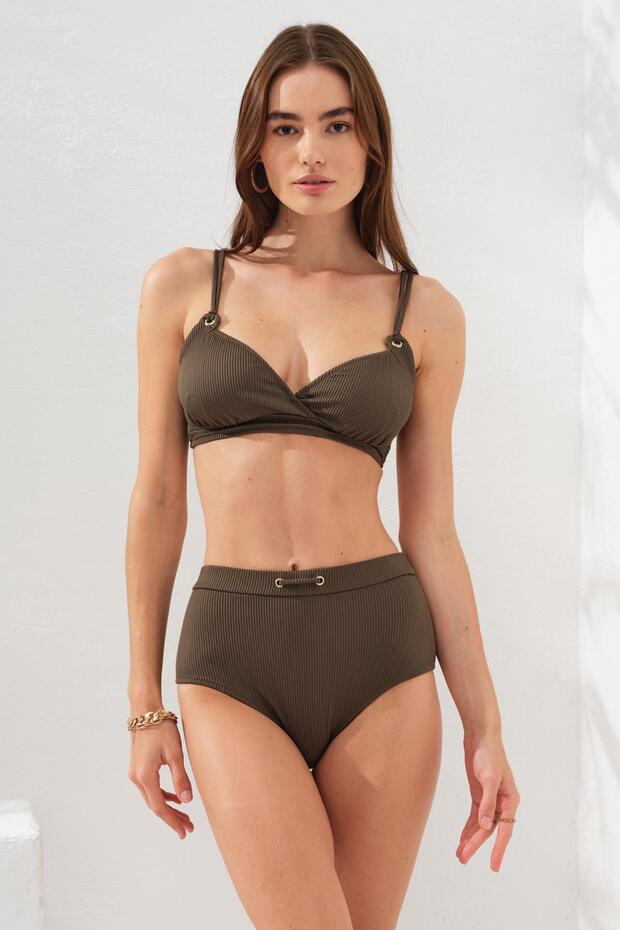 طقم بيكيني بأشرطة رفيعة من Underwire كاكي 231214
