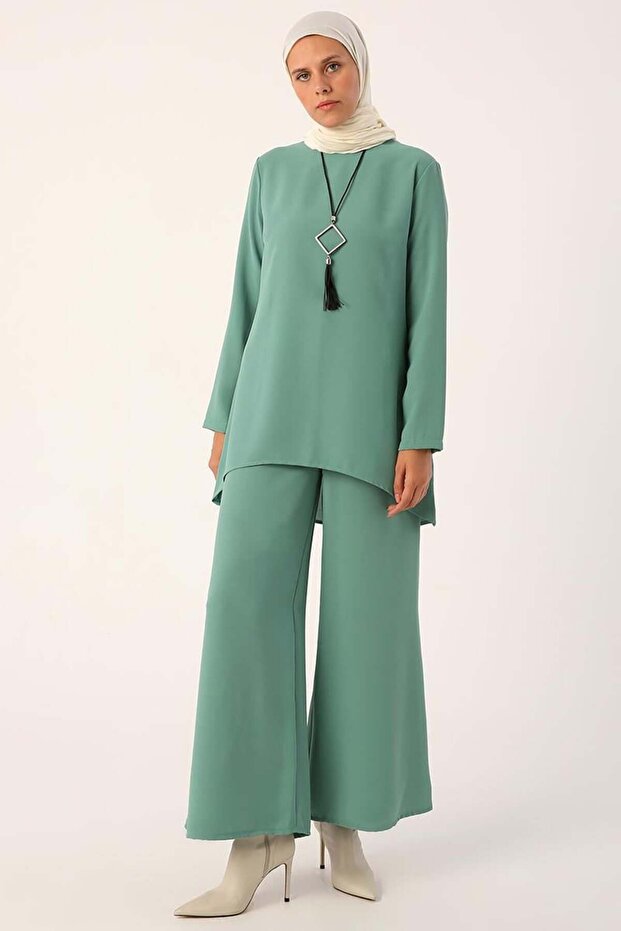 Green Necklace Wide Leg Trousers Tunic Suit