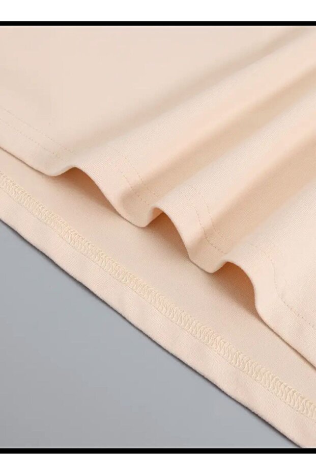 تي شيرت أساسي مطبوع عليه قلب متعدد - 3