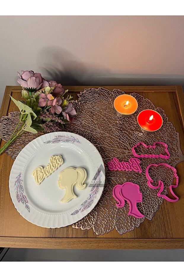 مجموعة قوالب كوكي باربي - 5