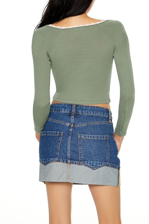 Fiyonklu Detaylı Bluz - 4