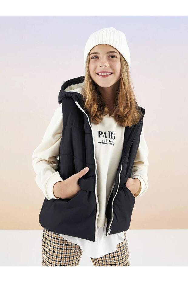 Lcw Kids Black Hooded Basic Girls Inflatable Vest