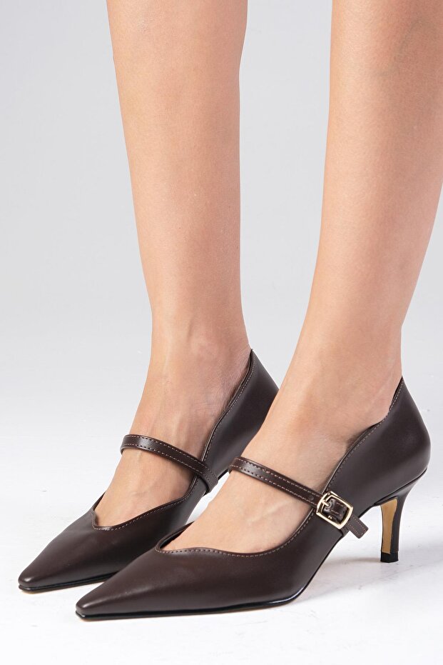 Solene Brown Blunt Pointed Toe Women's Heeled Shoes