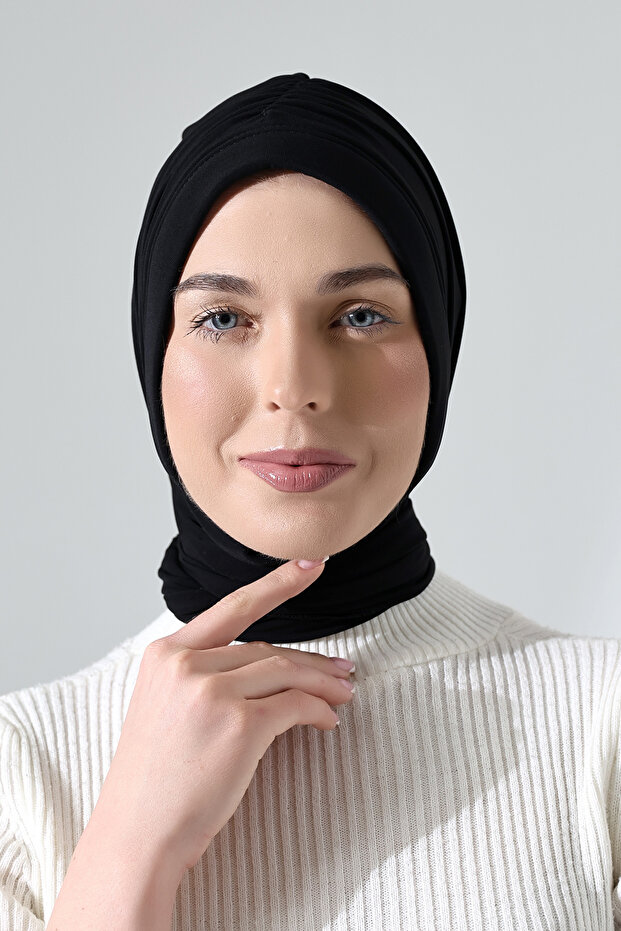 شال عملي جاهز للارتداء بثلاثة أربطة مختلفة باللون الأسود