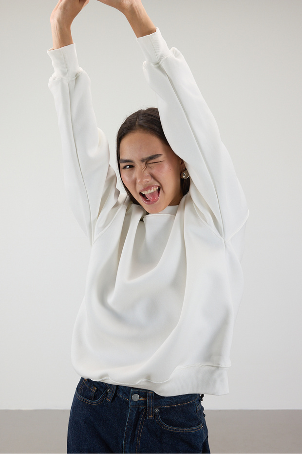 Bisiklet Yaka Şardonlu Basic Sweatshirt S3408-k11 - 4