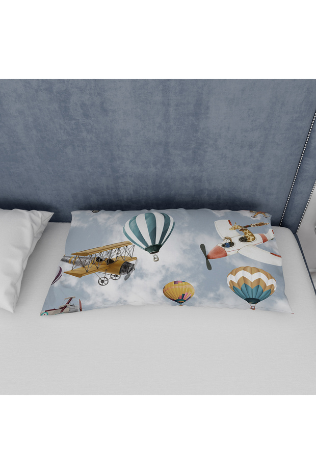 Planees and Ballons Children's Patterned Pillow Case