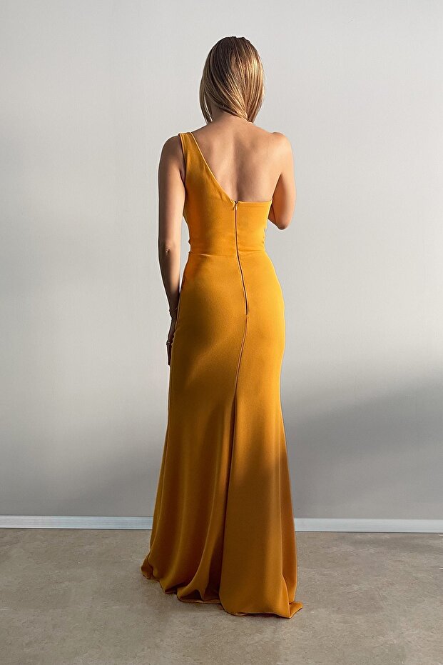 Tek Omuz Drape Detay Yırtmaçlı Abiye - 3