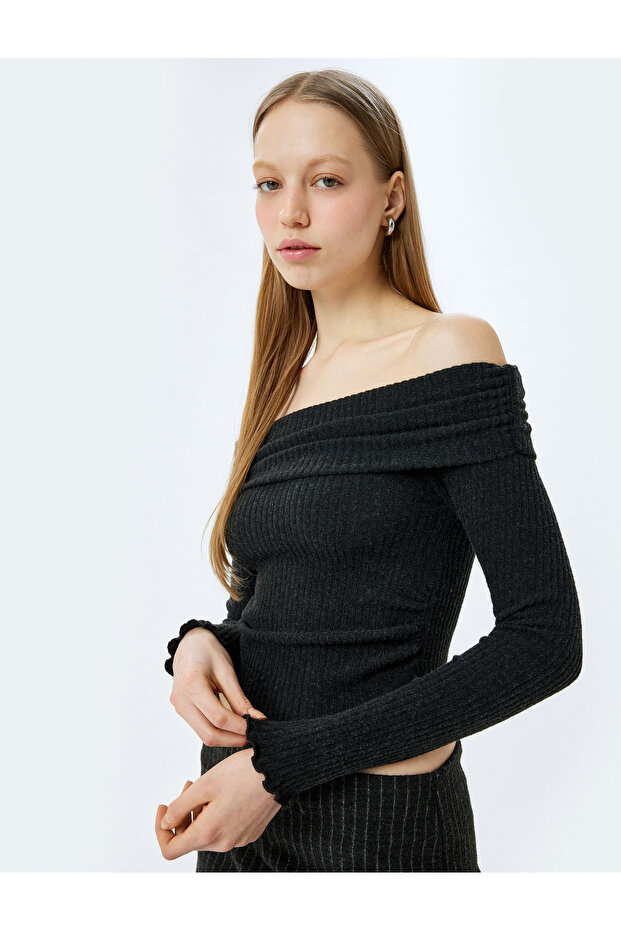 Madonna Collar Off-The-Shoulder Slim Fit Long Sleeve T-Shirt