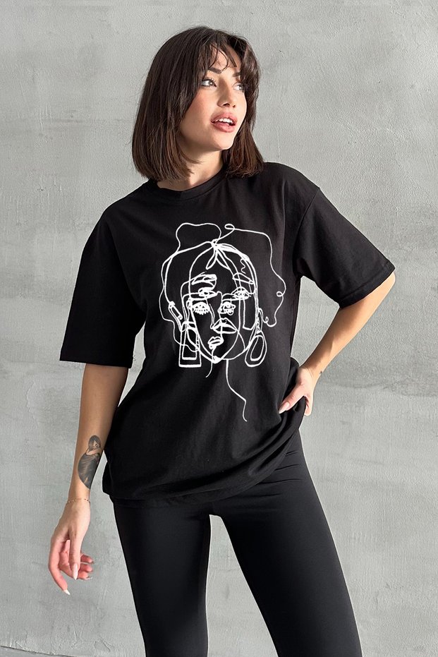 Women's Black Face Printed Crew Neck Oversize T-Shirt