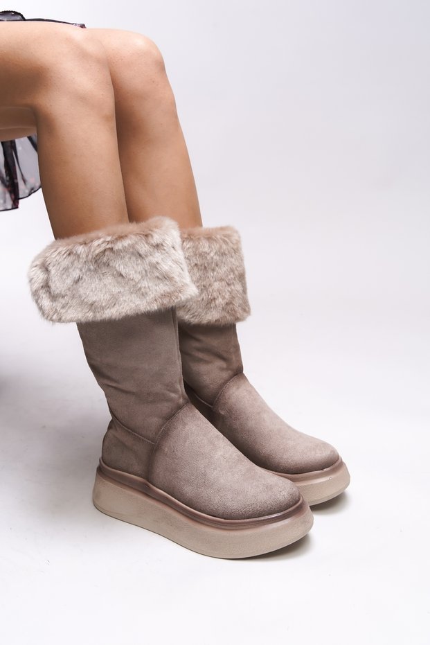 Vicriara Women's Fur Boots 00121000 Mink