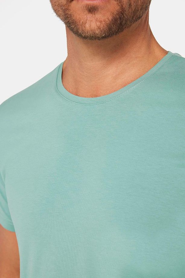 Erkek Slim Fit Dar Kesim Pamuklu Yumuşak Doku Likralı Esnek Kumaş Basic Yeşil Bisiklet Yaka Tişört - 4