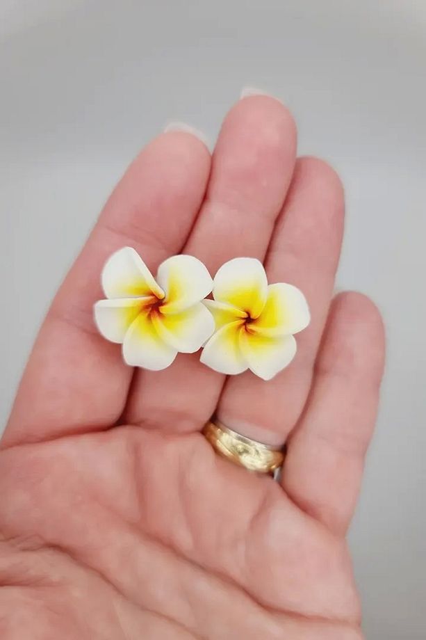 Açık Sarı Plumeria Lotus Küpe (Çift) - 5