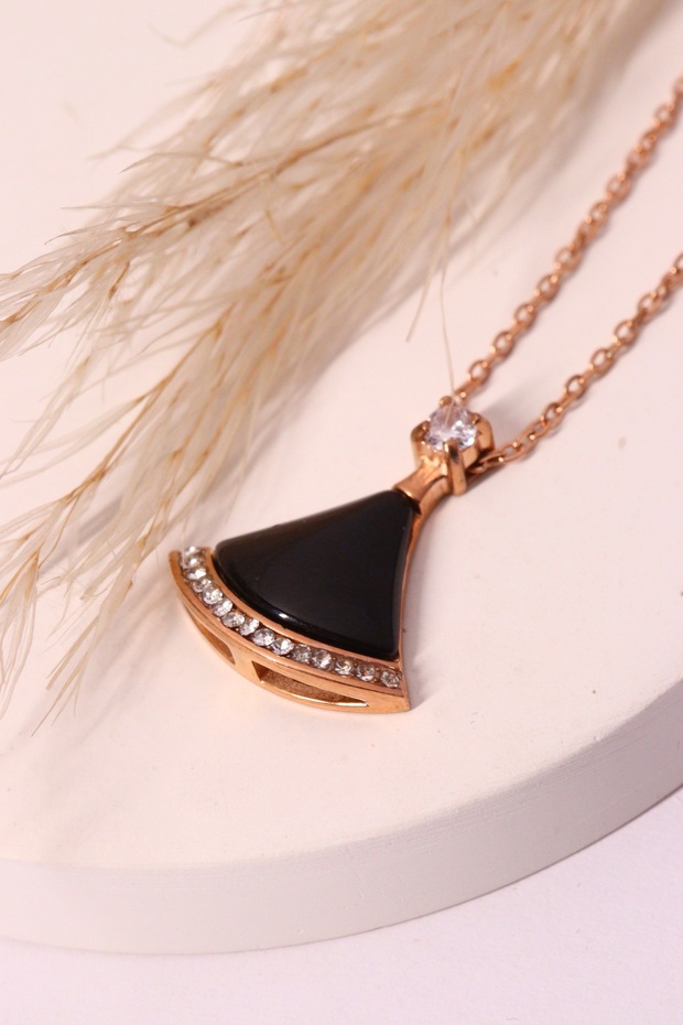 Marka Model Siyah Kolye - 1