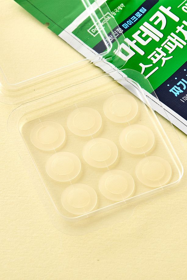 Yatıştırıcı Mikro Iğneli Gece Bakım Bandı / Madeca Acq Spot Patch Pro 9 Adet - 6